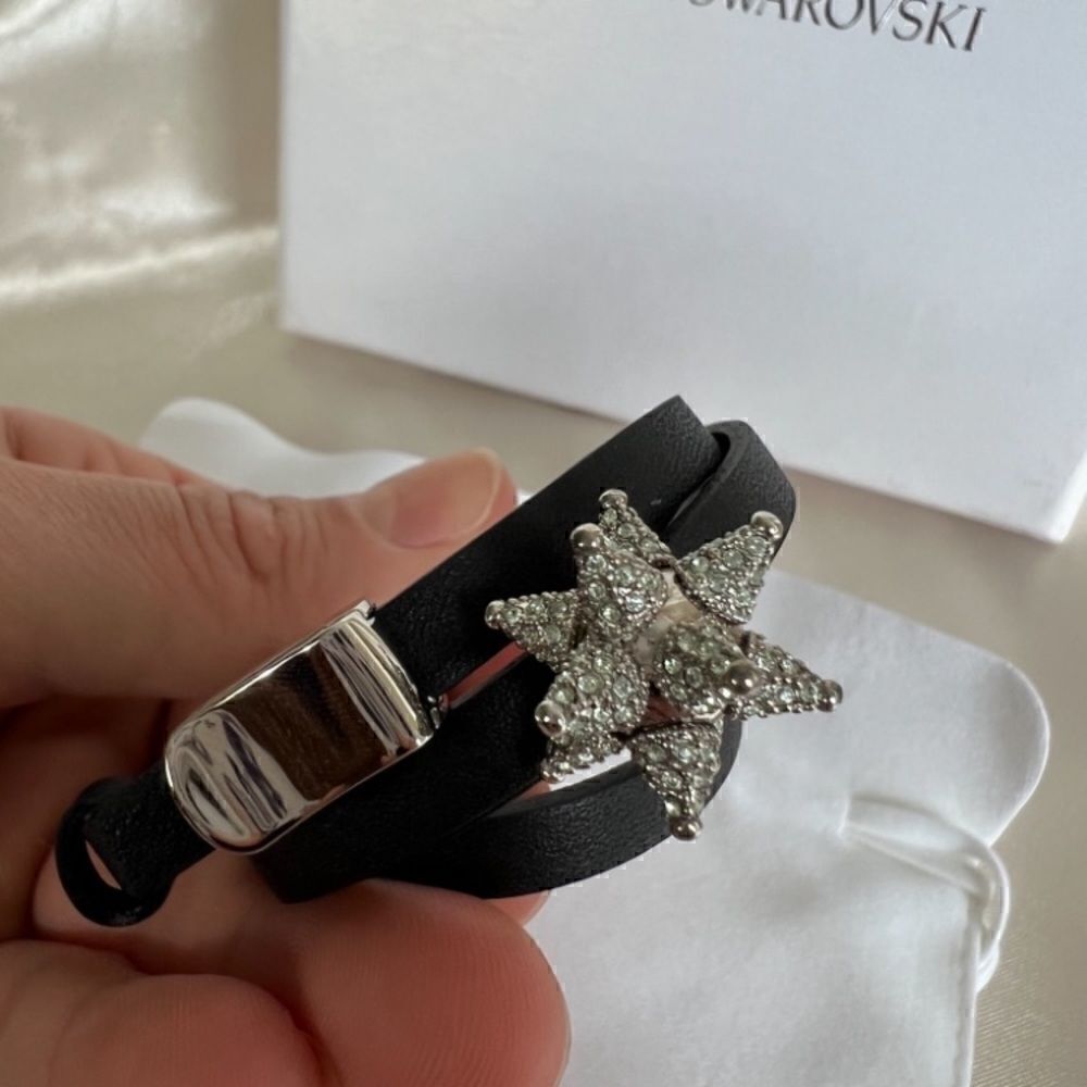 Swarovski Atelier Core Collection Wrap adjustable Bracelet - Picture 4 of 5